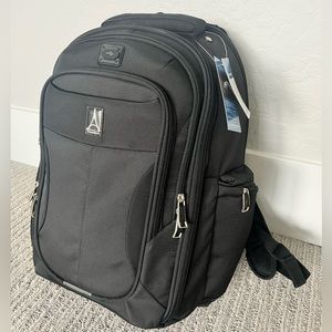 TravelPro Black power bank backpack for laptop, charging, carryon luggage